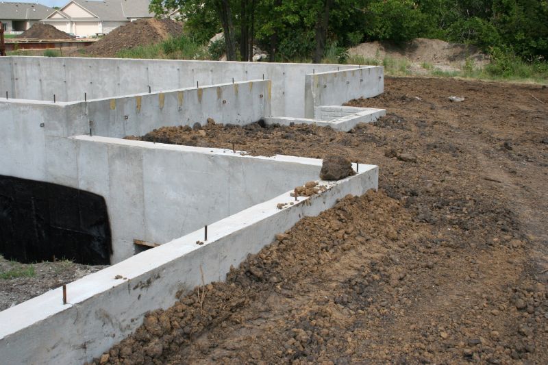 Foundation Wall Pouring in Holiday, FL